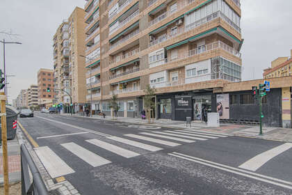 Flat for sale in Figares, Granada. 